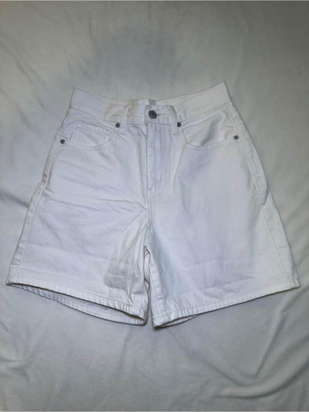 Uniqlo White Denim Shorts 24” High Rise 100% Cotton Summer Jean Shorts